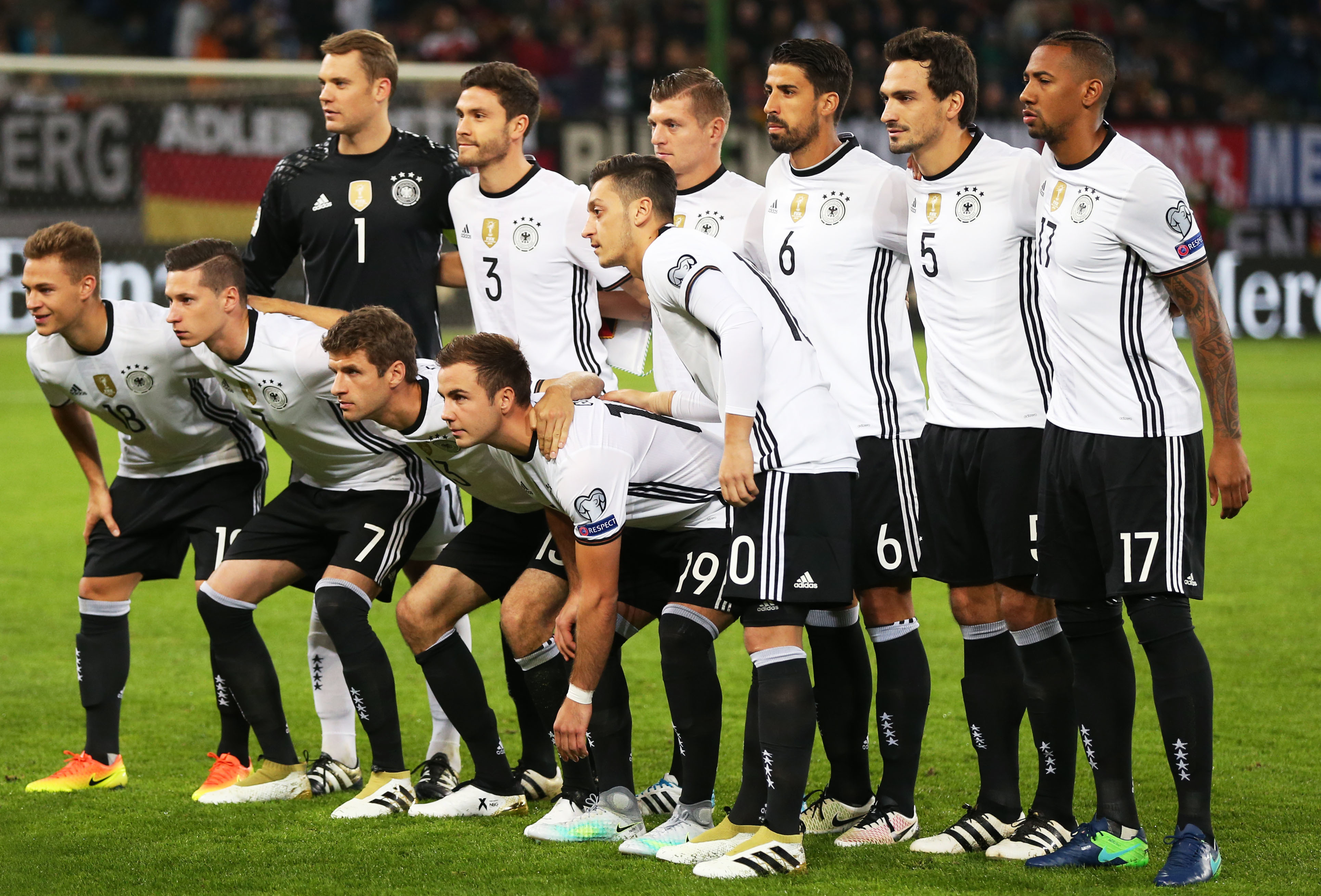 两位世界足 两位世界足