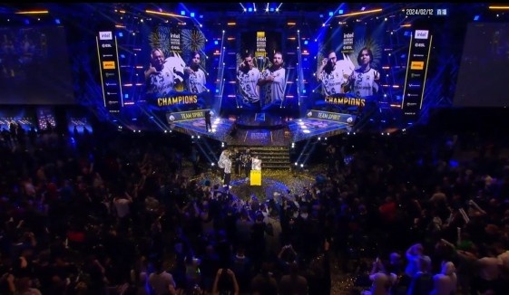 以增强球队 以增强球队