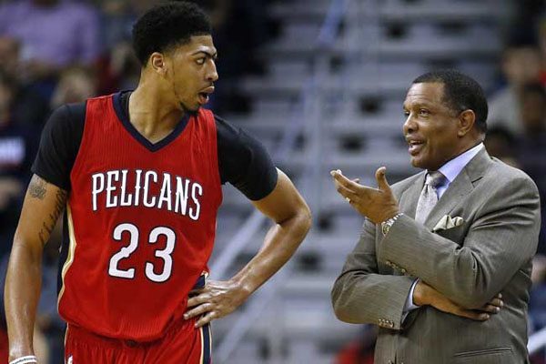 留在阵容中 留在阵容中