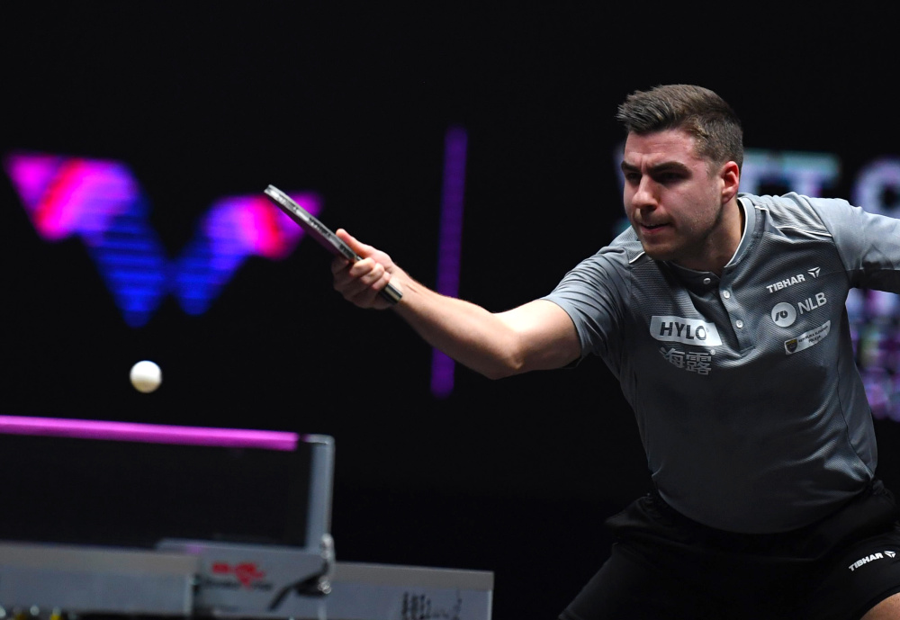 示他在防线 示他在防线